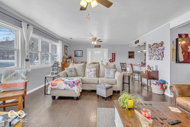 9405 E Southshore Drive, Unionville, IN 47468