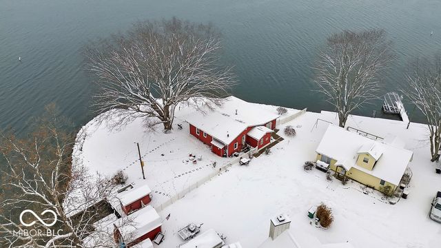 9405 E Southshore Drive, Unionville, IN 47468