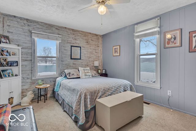 9405 E Southshore Drive, Unionville, IN 47468