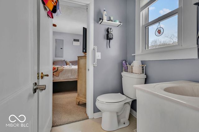 9405 E Southshore Drive, Unionville, IN 47468