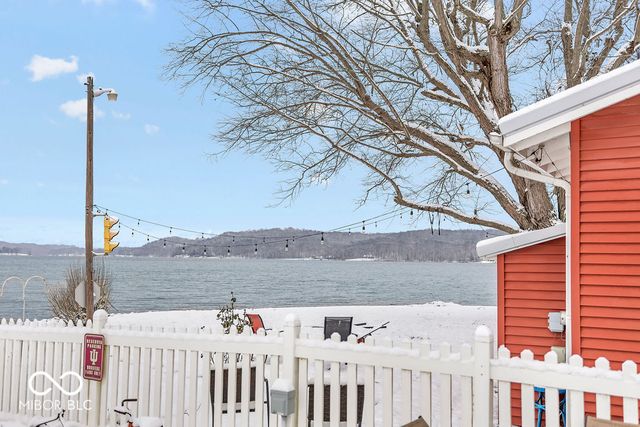 9405 E Southshore Drive, Unionville, IN 47468