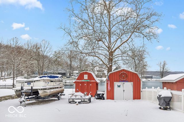 9405 E Southshore Drive, Unionville, IN 47468