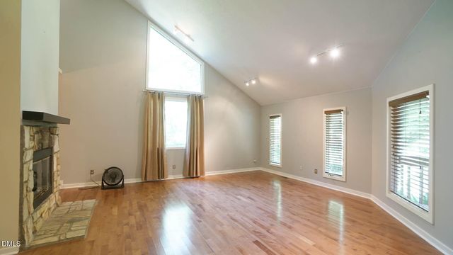 818 Lake Forest Drive, Raleigh, NC 27615