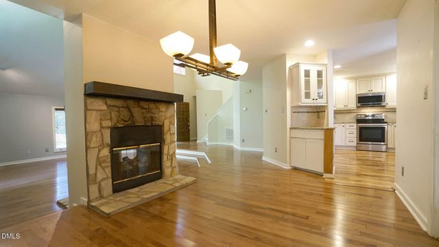 818 Lake Forest Drive, Raleigh, NC 27615