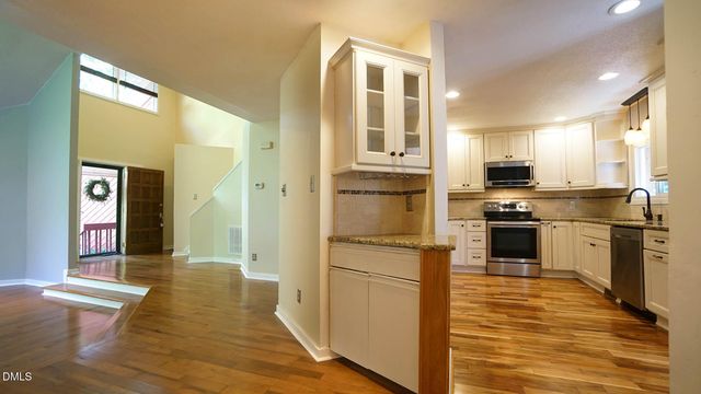 818 Lake Forest Drive, Raleigh, NC 27615