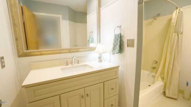 818 Lake Forest Drive, Raleigh, NC 27615