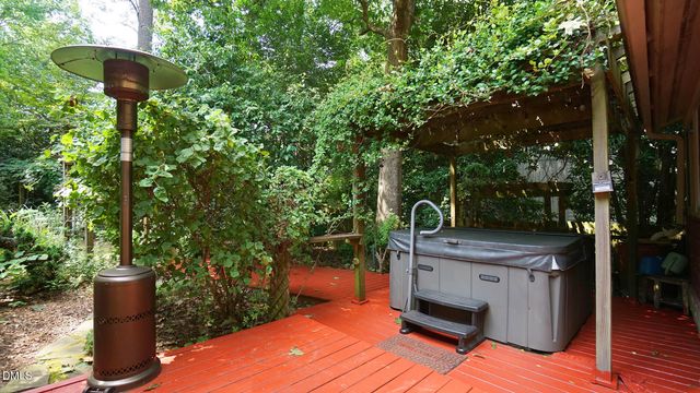 818 Lake Forest Drive, Raleigh, NC 27615