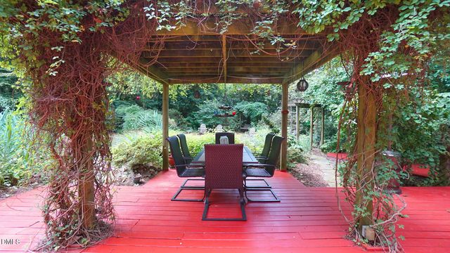 818 Lake Forest Drive, Raleigh, NC 27615