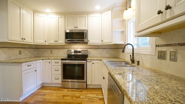 818 Lake Forest Drive, Raleigh, NC 27615