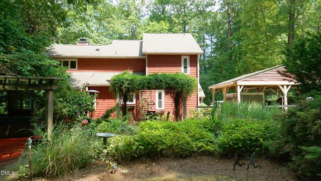 818 Lake Forest Drive, Raleigh, NC 27615