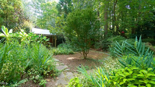 818 Lake Forest Drive, Raleigh, NC 27615