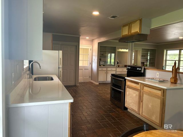 40728 Whitehouse Fork Road, Bay Minette, AL 36507