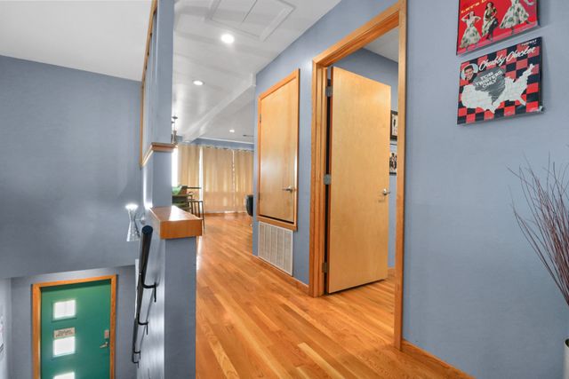 607 W Hill Side Drive, Coleman, TX 76834