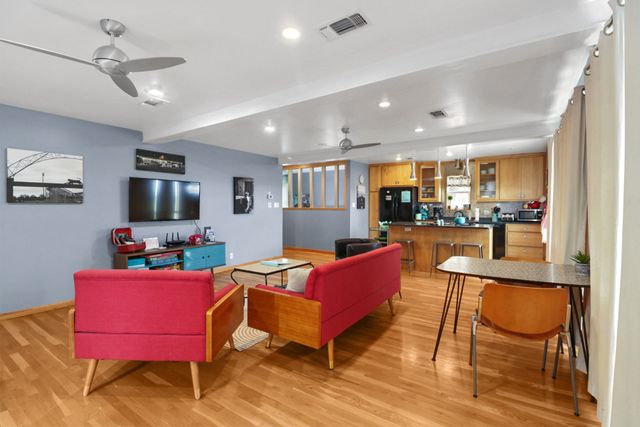 607 W Hill Side Drive, Coleman, TX 76834