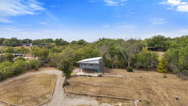 607 W Hill Side Drive, Coleman, TX 76834