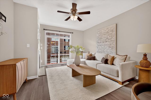 963 2nd Avenue NW, Carmel, IN 46032