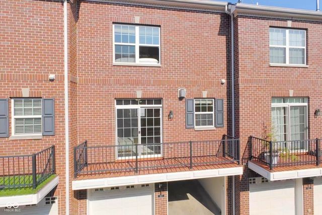 963 2nd Avenue NW, Carmel, IN 46032