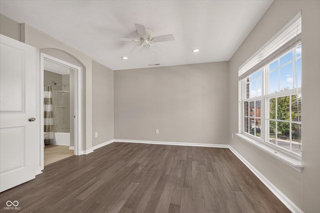 963 2nd Avenue NW, Carmel, IN 46032