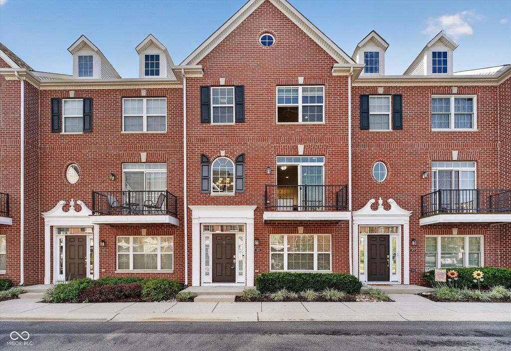 963 2nd Avenue NW, Carmel, IN 46032