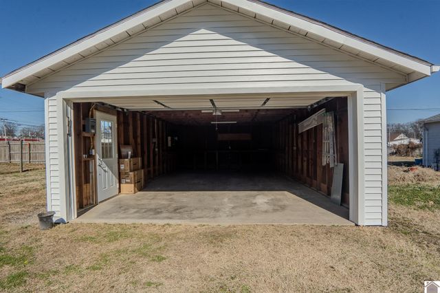 2737 Ohio St L3 B8, Paducah, KY 42003