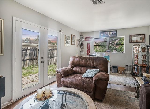 7004 LAMBRIGHT COURT, Tampa, FL 33634