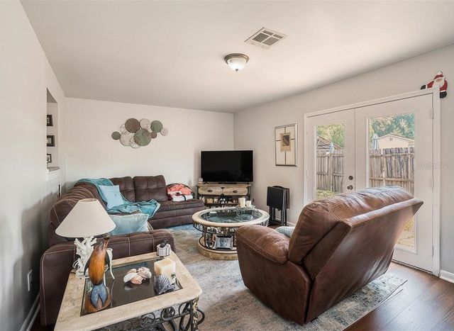 7004 LAMBRIGHT COURT, Tampa, FL 33634