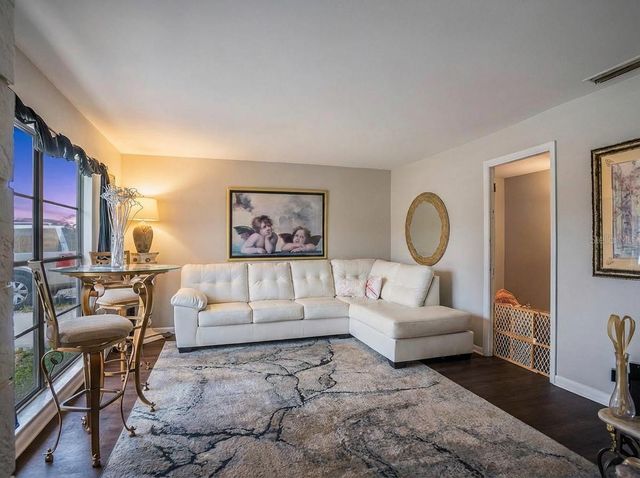 7004 LAMBRIGHT COURT, Tampa, FL 33634