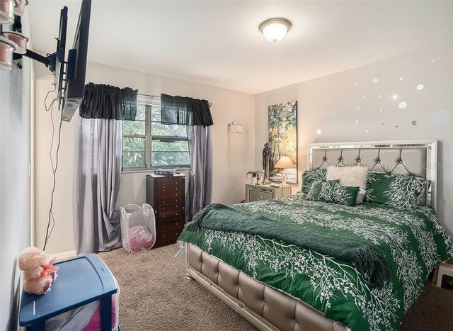 7004 LAMBRIGHT COURT, Tampa, FL 33634