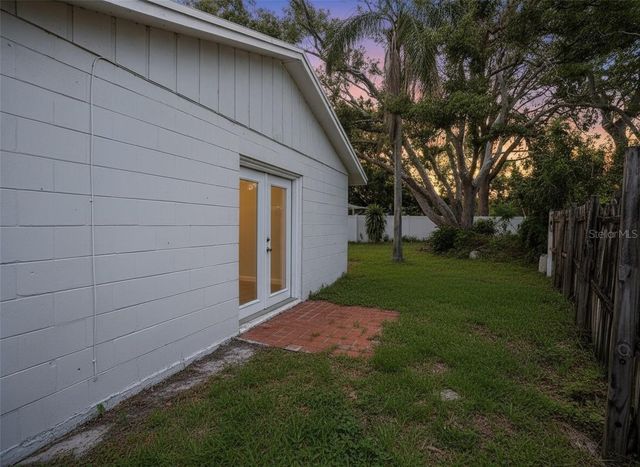 7004 LAMBRIGHT COURT, Tampa, FL 33634