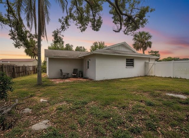 7004 LAMBRIGHT COURT, Tampa, FL 33634