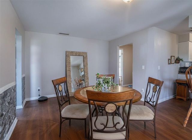 7004 LAMBRIGHT COURT, Tampa, FL 33634