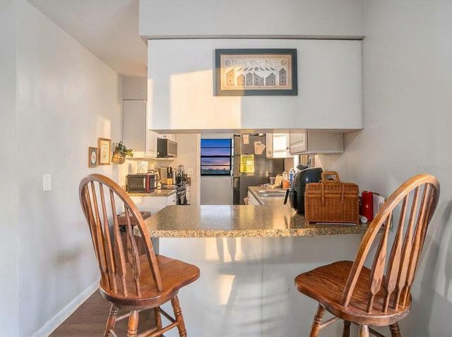 7004 LAMBRIGHT COURT, Tampa, FL 33634