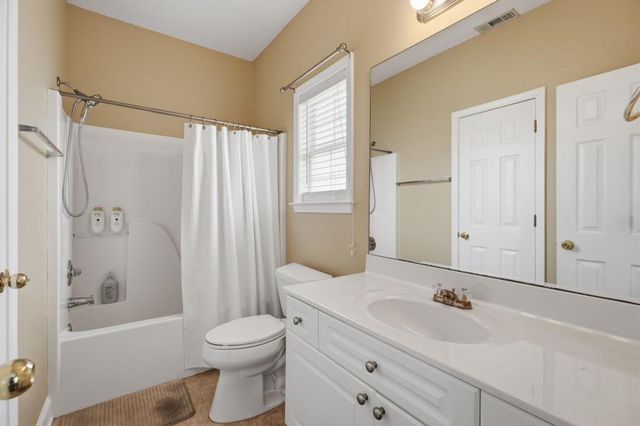 812 N Bay Overlook, Villa Rica, GA 30180