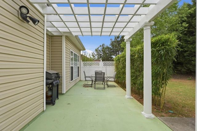 812 N Bay Overlook, Villa Rica, GA 30180