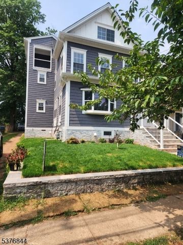 464 Walnut St, Elizabeth City, NJ 07201
