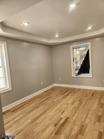 464 Walnut St, Elizabeth City, NJ 07201