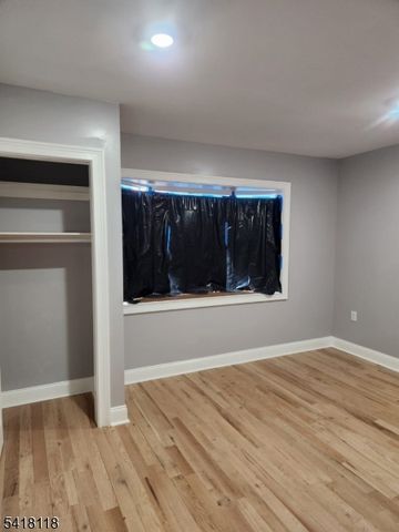 464 Walnut St, Elizabeth City, NJ 07201