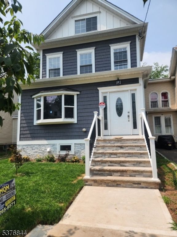 464 Walnut St, Elizabeth City, NJ 07201