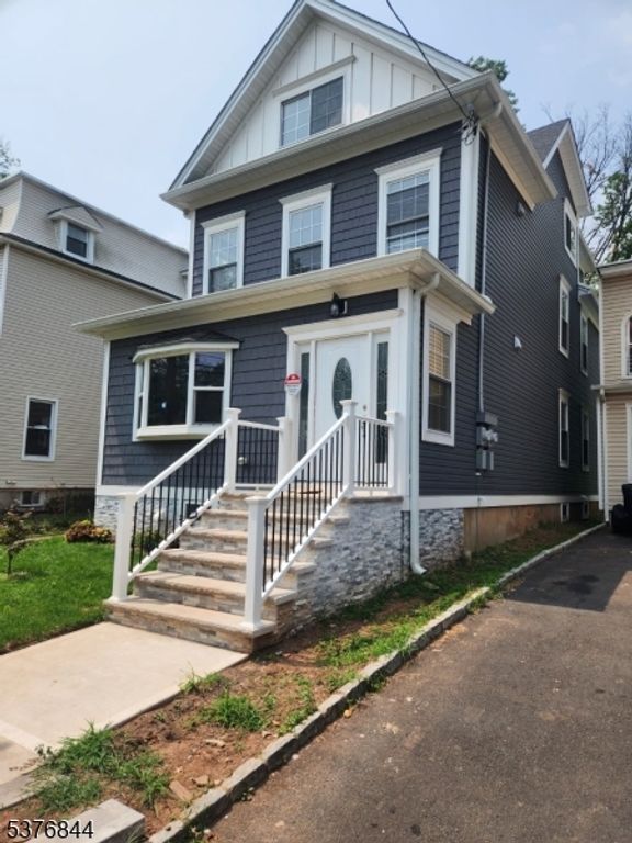 464 Walnut St, Elizabeth City, NJ 07201 — photo 2