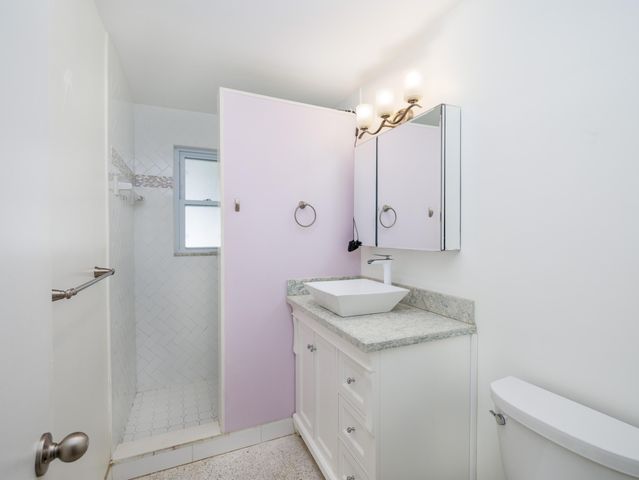 W 466 Shore Drive, Summerland Key, FL 33042