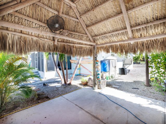 W 466 Shore Drive, Summerland Key, FL 33042