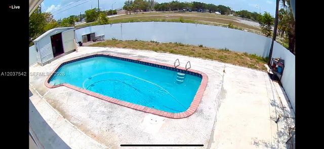 7461 Douglas Street, Hollywood, FL 33024