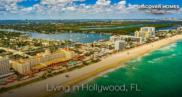 7461 Douglas Street, Hollywood, FL 33024