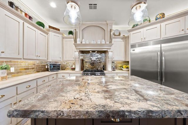 2409 Old Creek Road, Edmond, OK 73034