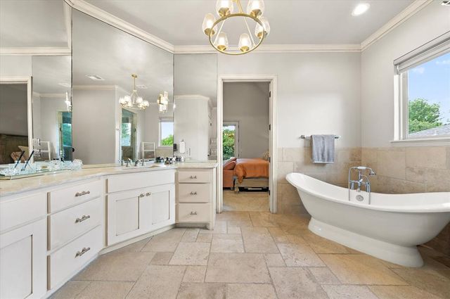 2409 Old Creek Road, Edmond, OK 73034