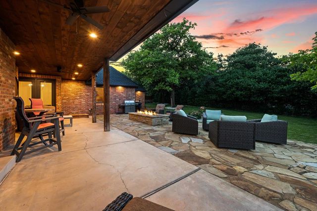 2409 Old Creek Road, Edmond, OK 73034
