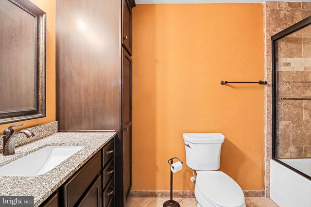 14 GREENWAY DR, Mechanicsburg, PA 17055