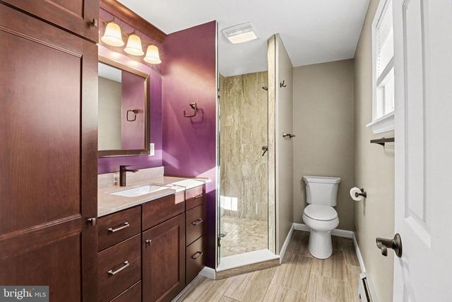 14 GREENWAY DR, Mechanicsburg, PA 17055