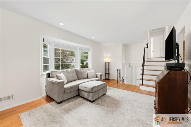 56 Ferris Road, Edison, NJ 08817