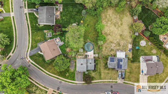 56 Ferris Road, Edison, NJ 08817